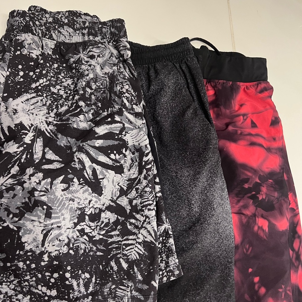 LULU MENS SHORTS
